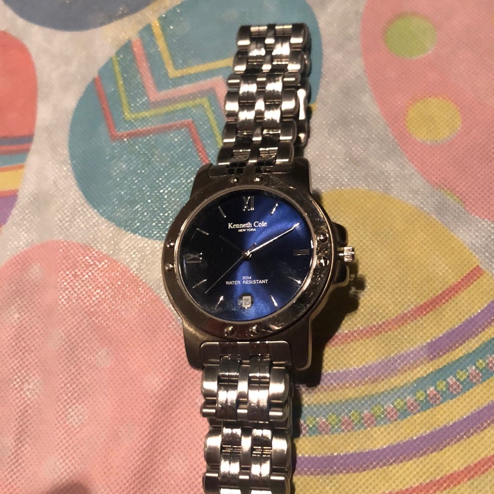 Men’s Kenneth Cole watch.